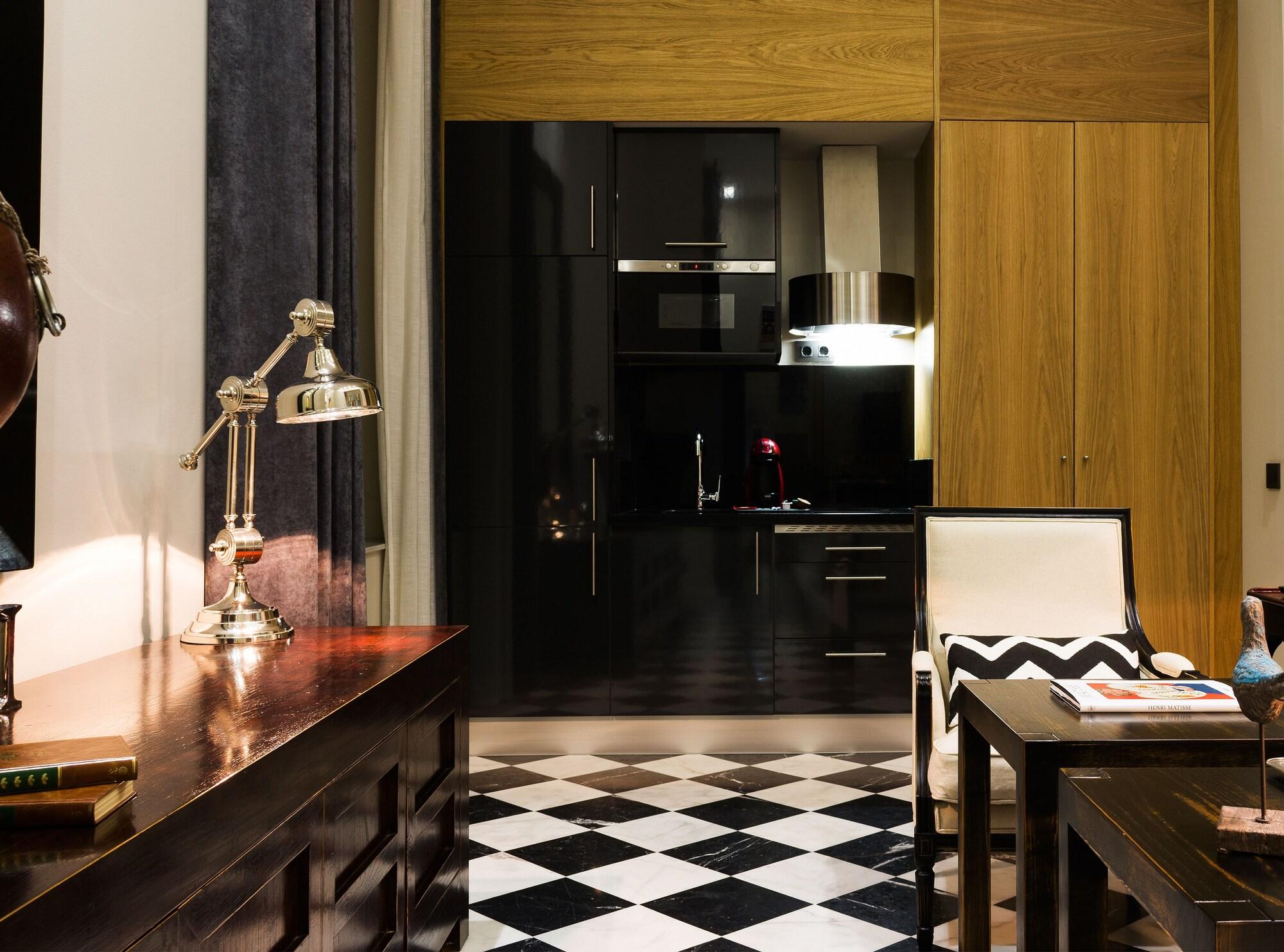 Aparthotel Aguilas5 Sevillasuites Seville